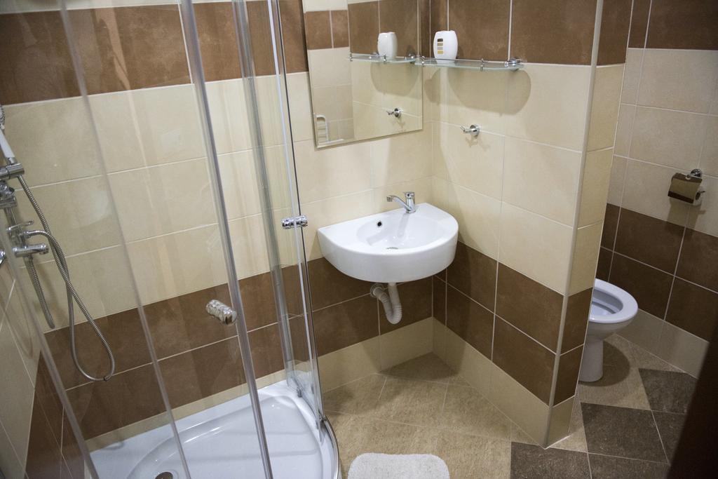 Olla Apartmany Свидник Экстерьер фото