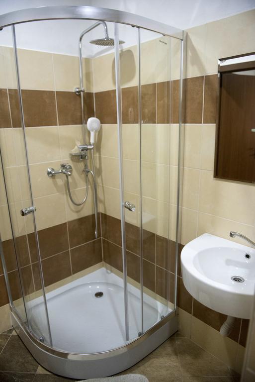 Olla Apartmany Свидник Экстерьер фото
