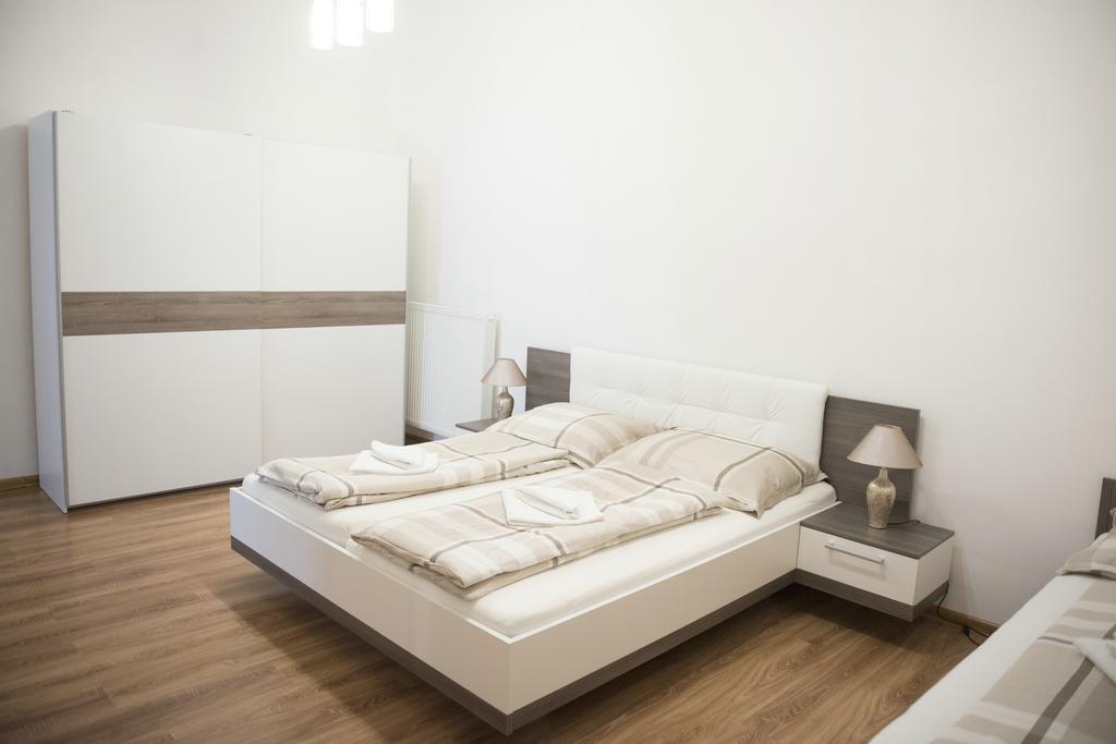 Olla Apartmany Свидник Экстерьер фото